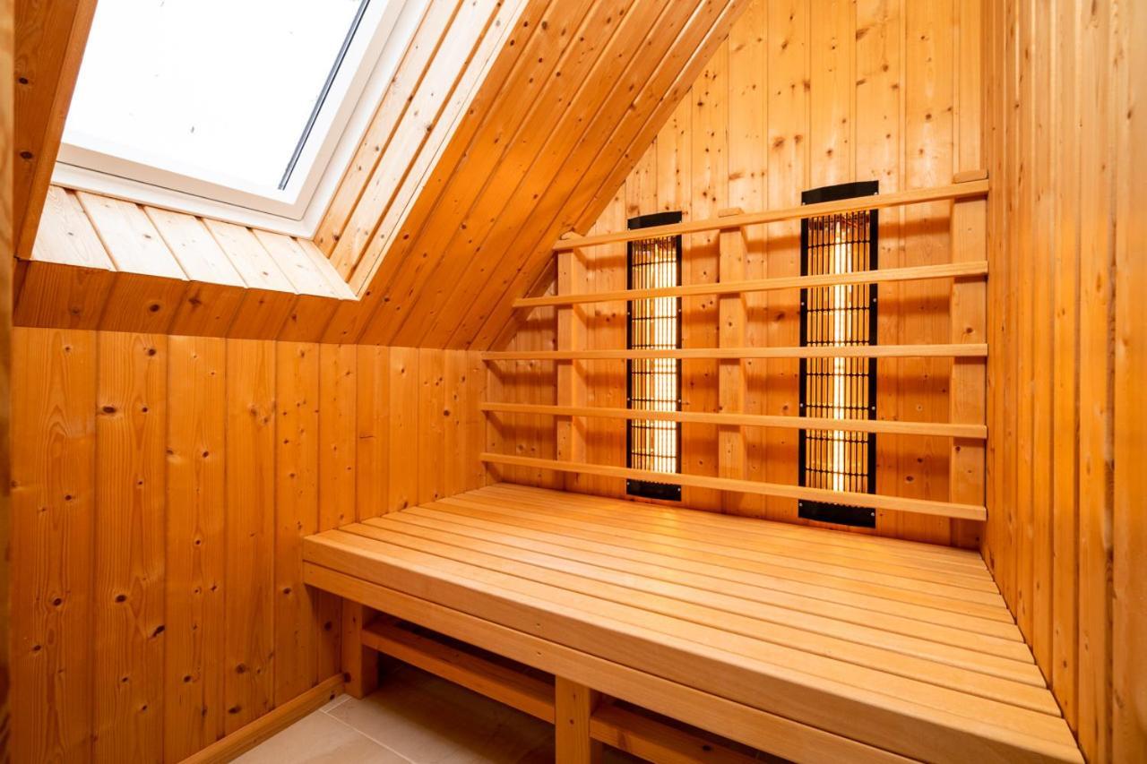 Ferienwohnung 1 Im Landhaus Am Wildpark Boek Ngoại thất bức ảnh